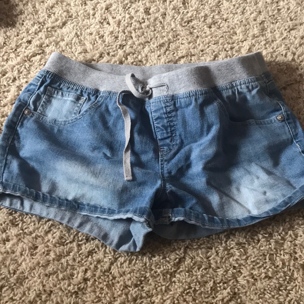 Comfy jean shorts